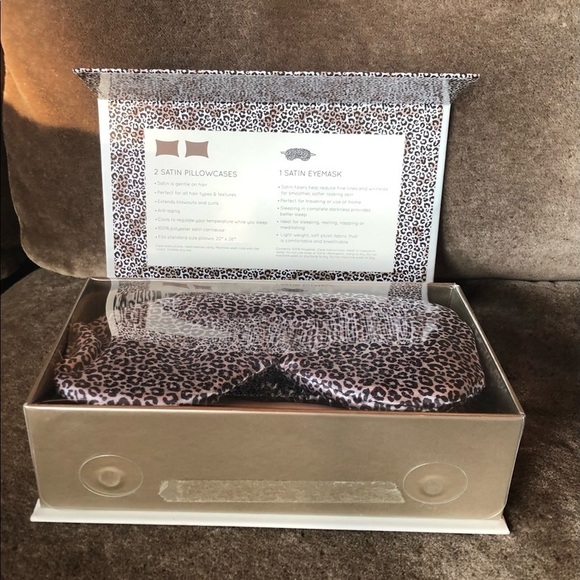 NEW/ BEAUTY SLEEP / NIB/ 3 Piece Satin Sleep Set - Picture 2 of 8